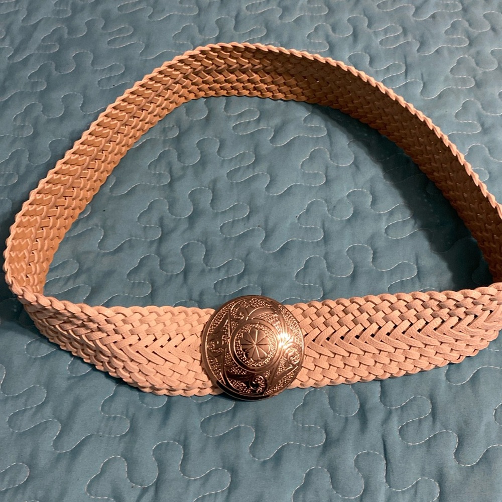 Chico’s belt